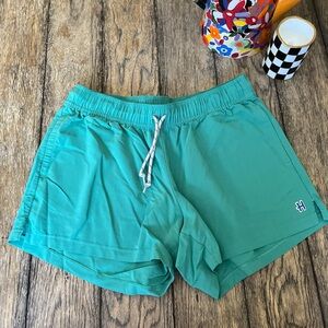 HOMAGE Green Athletic Shorts Lightweight Elastic Fit